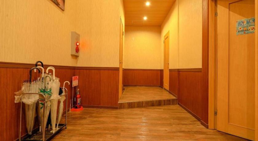 Hotel Naniwa Shinsekaimae