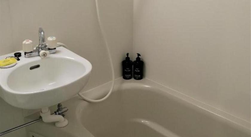 Hotel Naniwa Shinsekaimae 3*