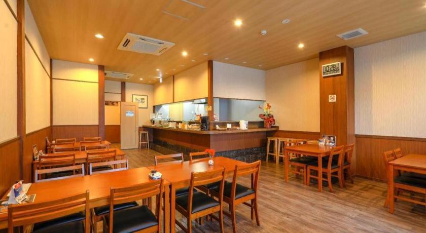 Hotel Naniwa Shinsekaimae 3*